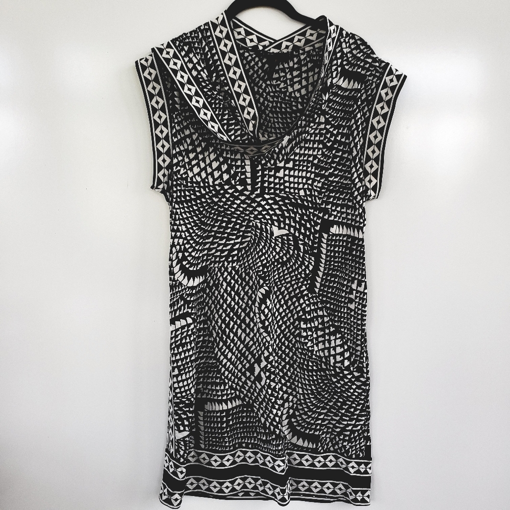 BCBGMaxAzria Geometric Mod Fun Dress Size …